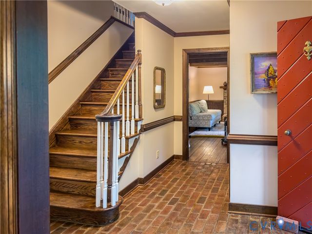 10711 Darby Cir, Chesterfield, VA 23113