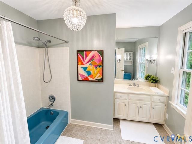 10711 Darby Cir, Chesterfield, VA 23113