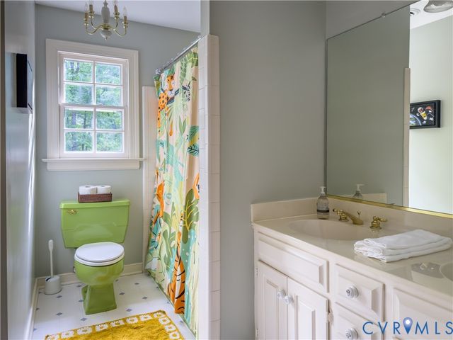 10711 Darby Cir, Chesterfield, VA 23113