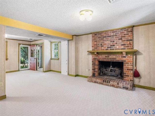 10711 Darby Cir, Chesterfield, VA 23113