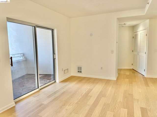 140 South Van Ness Ave 529, San Francisco, CA 94103