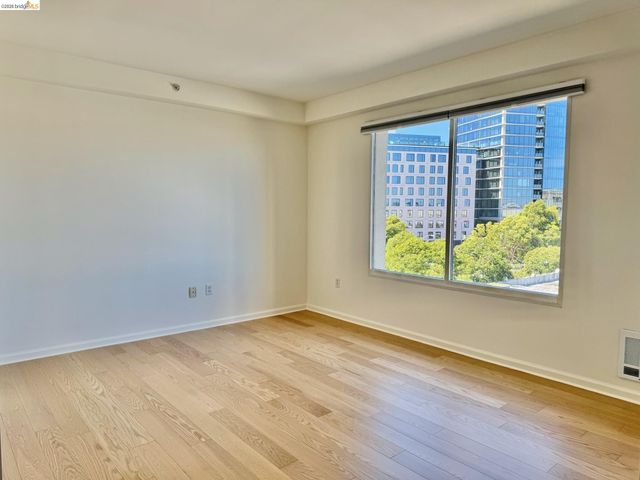 140 South Van Ness Ave 529, San Francisco, CA 94103