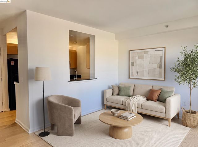 140 South Van Ness Ave 529, San Francisco, CA 94103