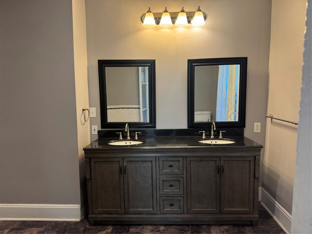 461 W 7TH Street, Erie, PA 16502