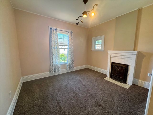 461 W 7TH Street, Erie, PA 16502