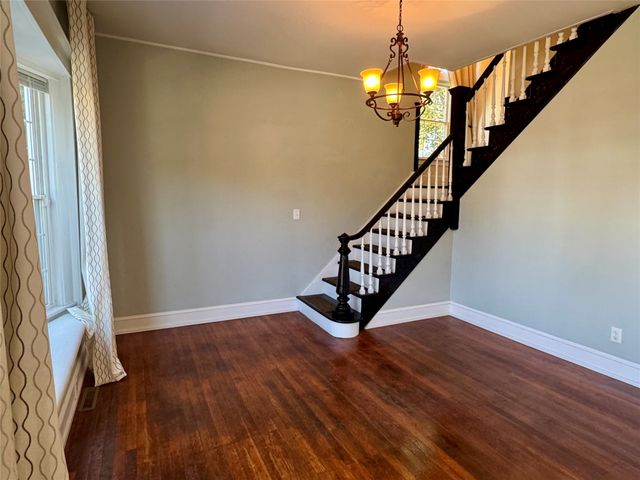 461 W 7TH Street, Erie, PA 16502