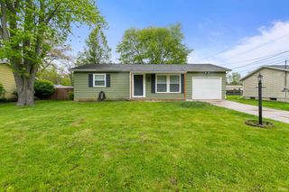 52180 Scott Street, South Bend, IN 46637