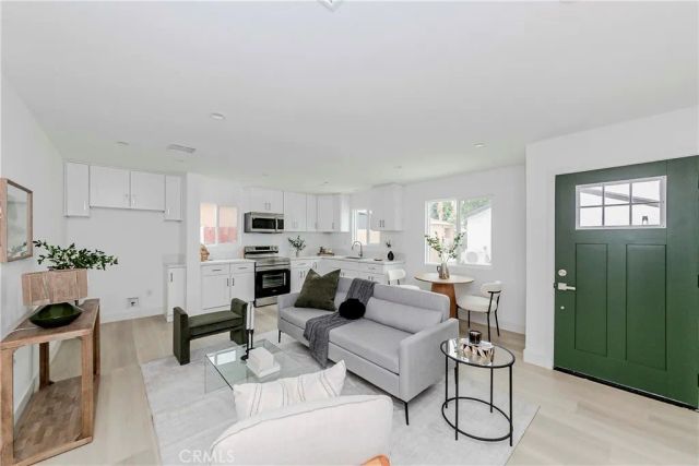 6818 Florence Place, Bell Gardens, CA 90201