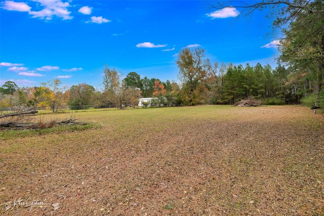 8025 Broadacres Road, Shreveport, LA 71129