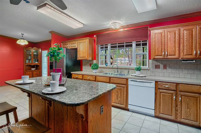 8025 Broadacres Road, Shreveport, LA 71129