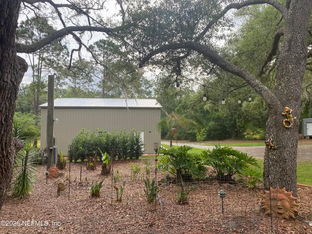 265 LAKE COMO Drive, Pomona Park, FL 32181