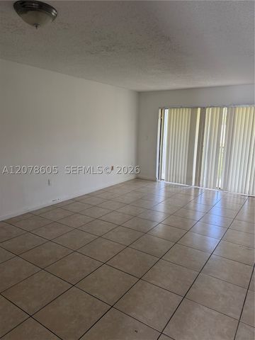 650 NE 149th St 106F, Miami, FL 33161