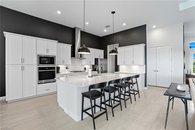 15063 Longs LN, Babcock Ranch, FL 33982