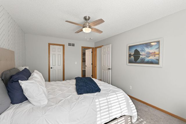 15738 Chasewood Court, Rosemount, MN 55068