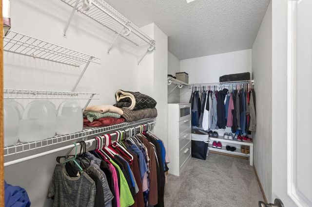 15738 Chasewood Court, Rosemount, MN 55068