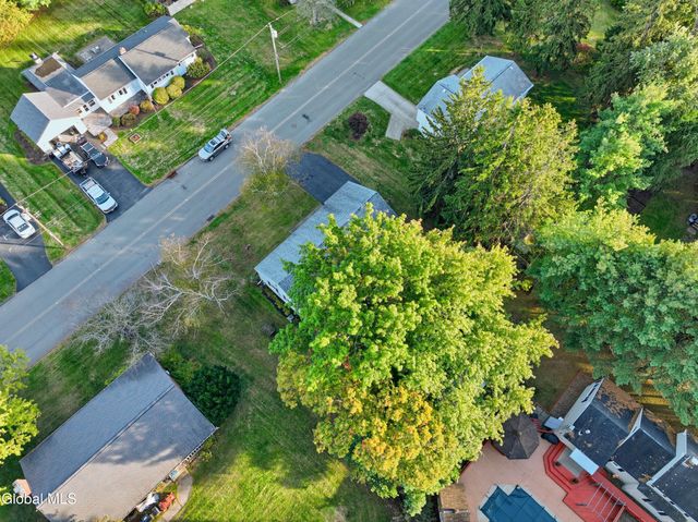 42 Central Avenue, Troy, NY 12180