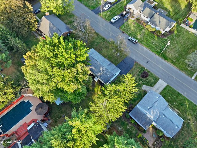 42 Central Avenue, Troy, NY 12180