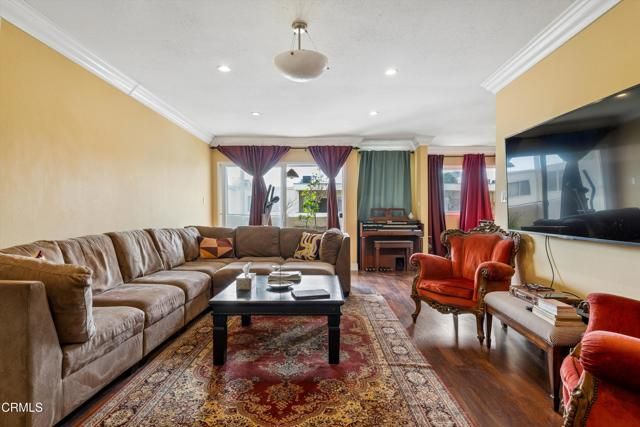 125 S Sierra Madre Boulevard 304, Pasadena, CA 91107