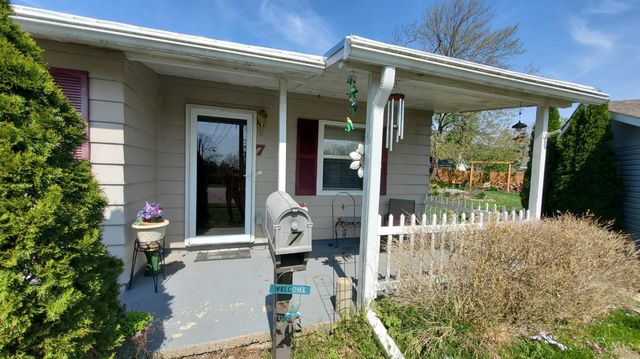 7 Apache Ct, Loveland, OH 45140