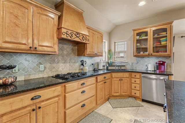 14560 Jordan Court, Glenpool, OK 74033