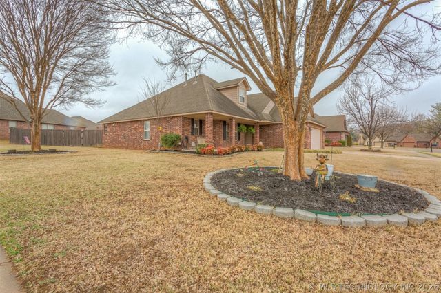 14560 Jordan Court, Glenpool, OK 74033
