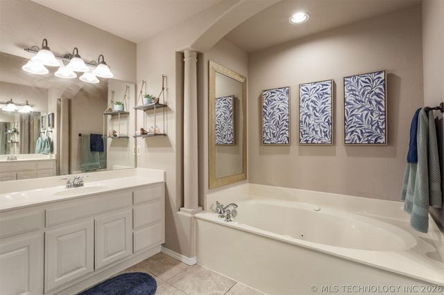 14560 Jordan Court, Glenpool, OK 74033