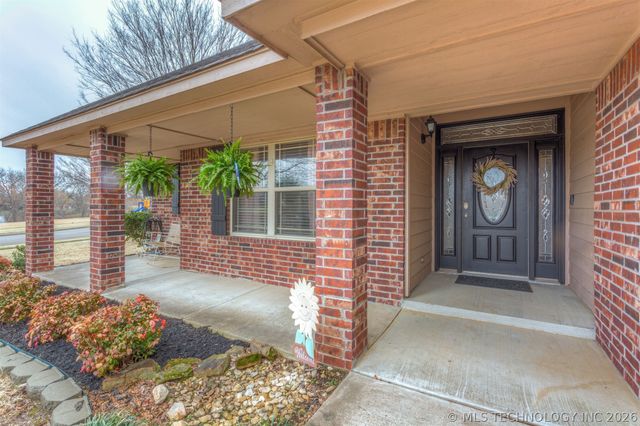 14560 Jordan Court, Glenpool, OK 74033