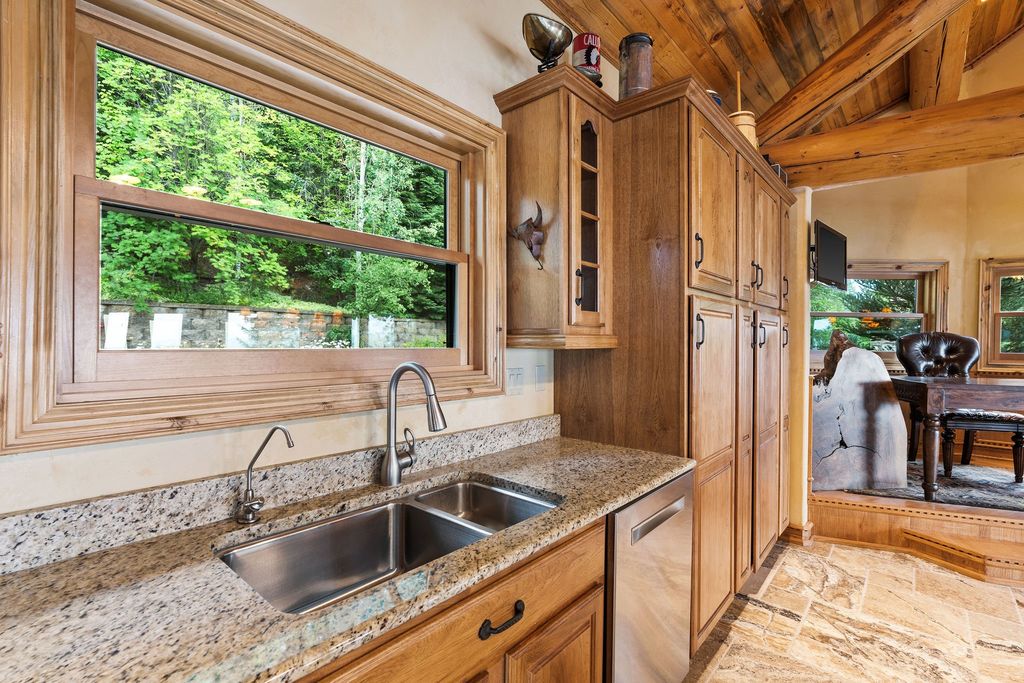 24037 Geri Lane, Bigfork, MT 59911 photo 18