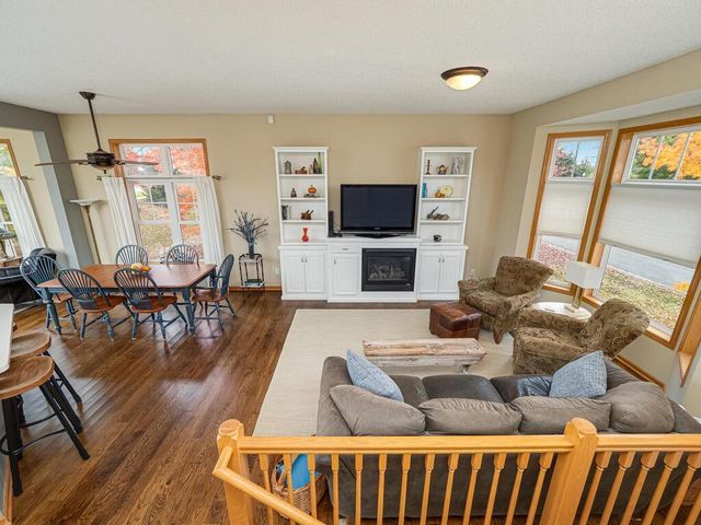 20159 Holister Lane, Lakeville, MN 55044