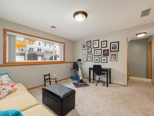 20159 Holister Lane, Lakeville, MN 55044