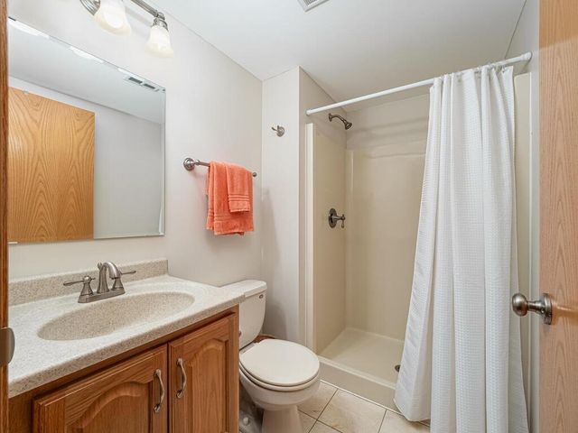 20159 Holister Lane, Lakeville, MN 55044