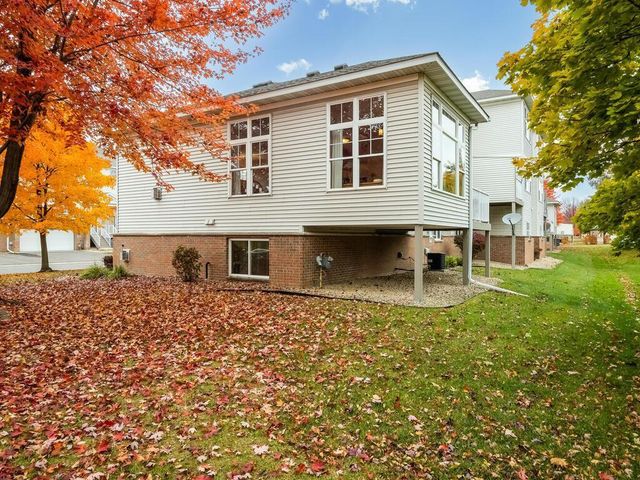 20159 Holister Lane, Lakeville, MN 55044