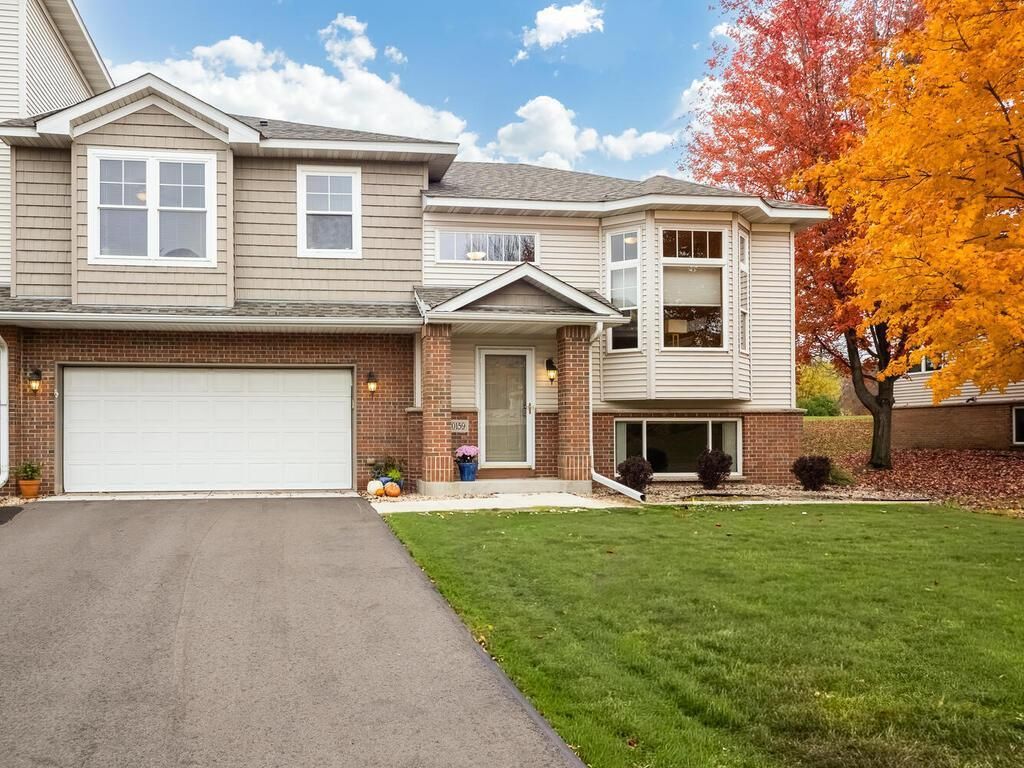 20159 Holister Lane, Lakeville, MN 55044