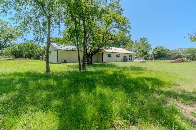 1611 County Road 4104, Greenville, TX 75401