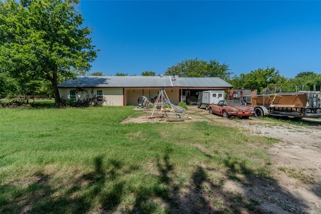 1611 County Road 4104, Greenville, TX 75401