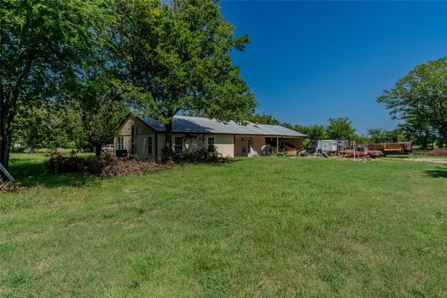 1611 County Road 4104, Greenville, TX 75401