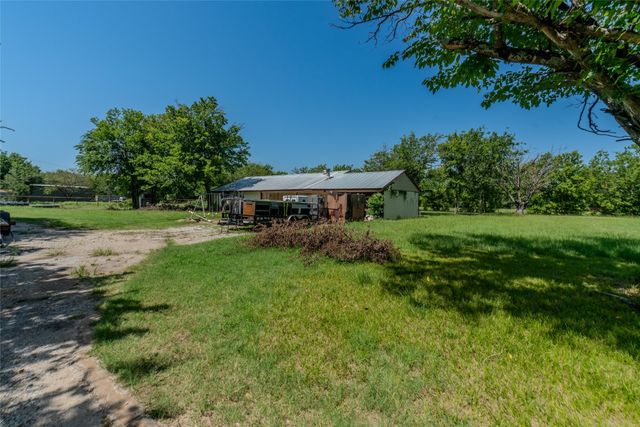 1611 County Road 4104, Greenville, TX 75401