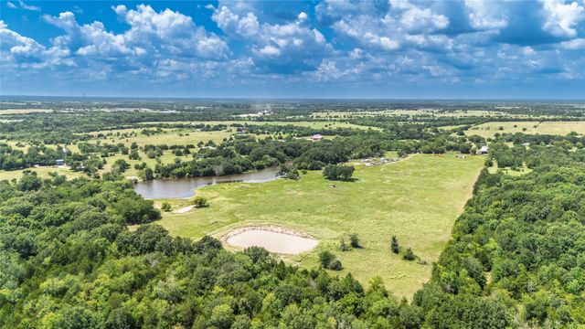 1611 County Road 4104, Greenville, TX 75401