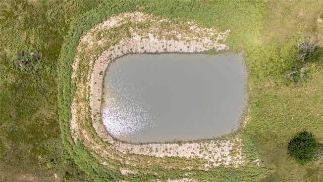 1611 County Road 4104, Greenville, TX 75401