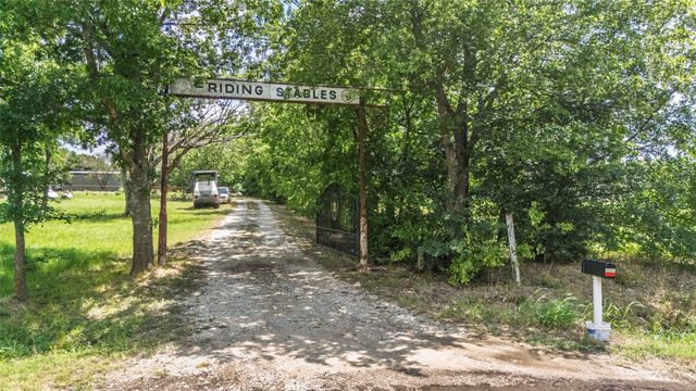 1611 County Road 4104, Greenville, TX 75401
