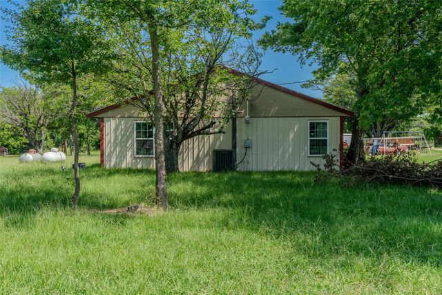 1611 County Road 4104, Greenville, TX 75401