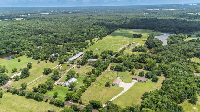1611 County Road 4104, Greenville, TX 75401