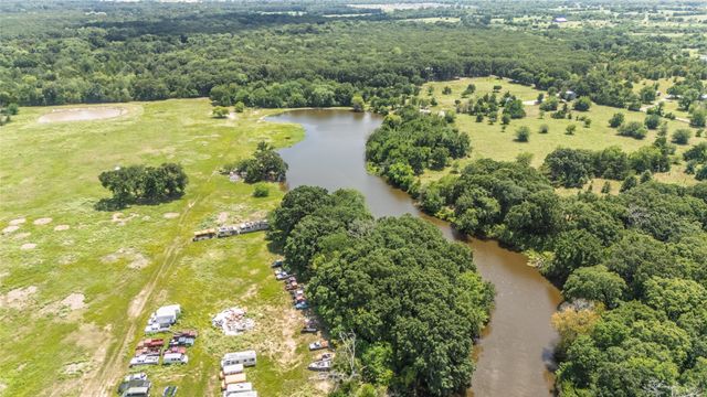 1611 County Road 4104, Greenville, TX 75401