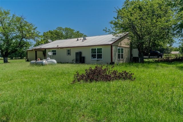 1611 County Road 4104, Greenville, TX 75401