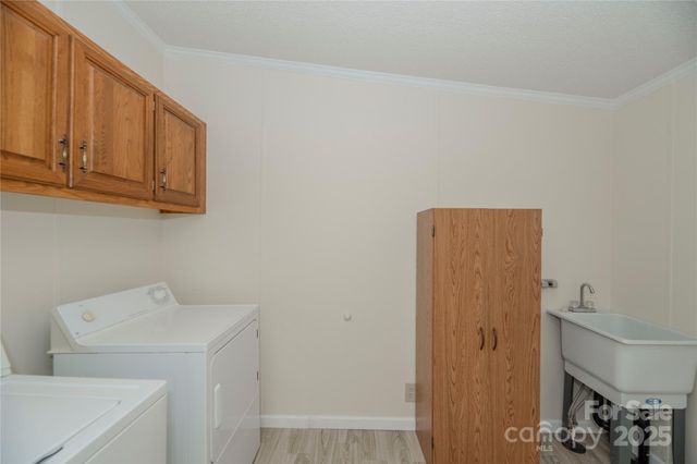 14 Beechnut Drive, Hendersonville, NC 28739