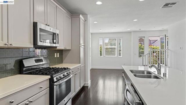 2797 Patcham Cmn, Livermore, CA 94550