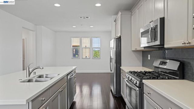 2797 Patcham Cmn, Livermore, CA 94550