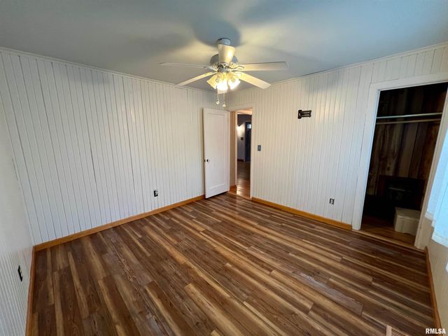 1508 E WALNUT Street, Carbondale, IL 62902