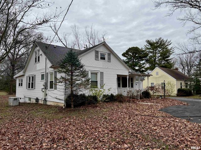 1508 E WALNUT Street, Carbondale, IL 62902