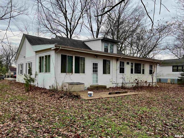 1508 E WALNUT Street, Carbondale, IL 62902